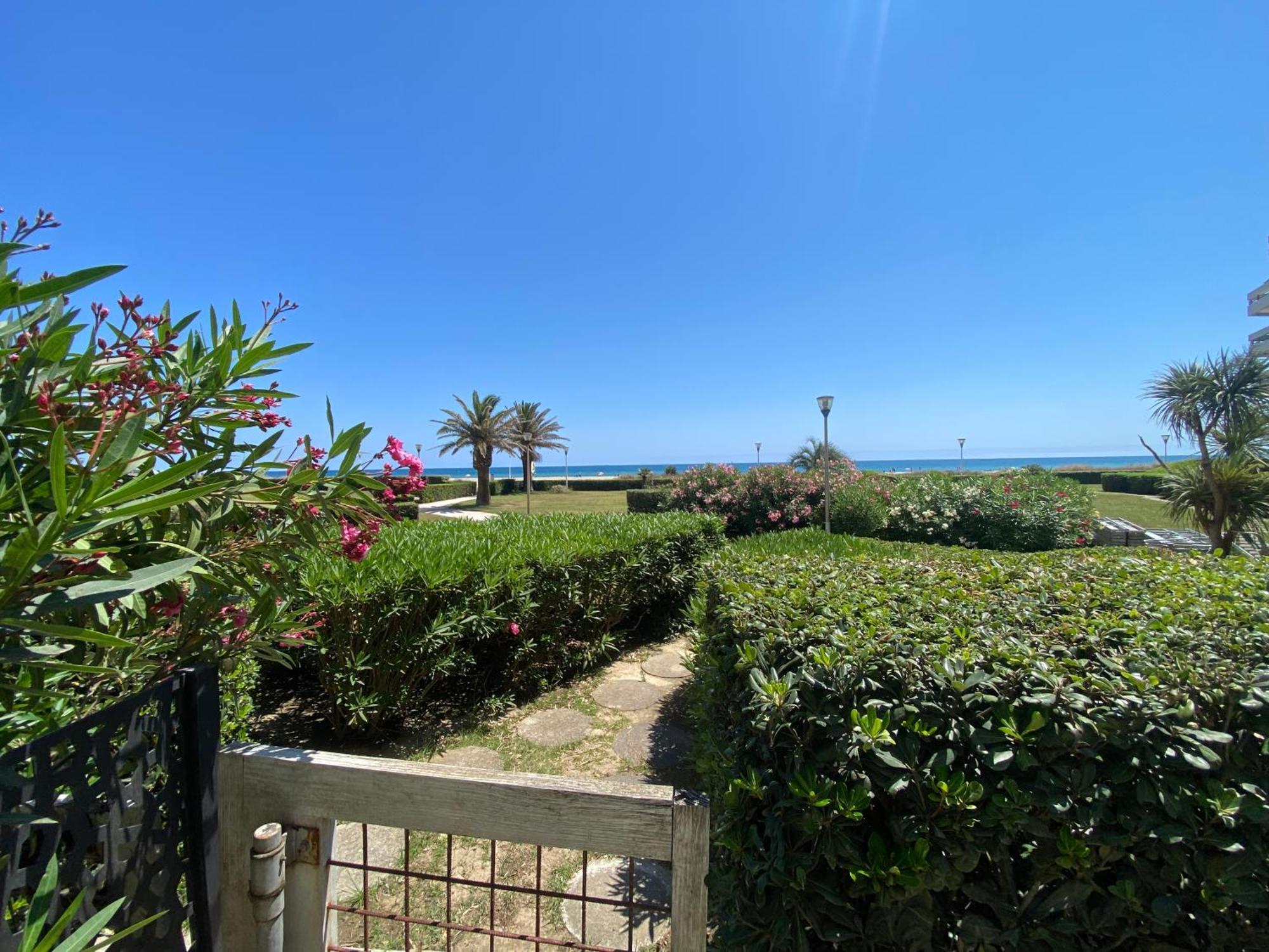 Appartamento Les Pieds Dans L'Eau Canet-en-Roussillon Esterno foto